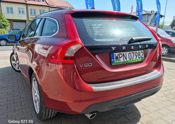 Volvo V60 cena 33900 przebieg: 228000, rok produkcji 2011 z Sulejówek małe 106